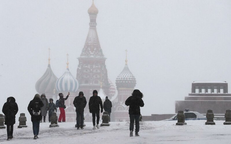 Rusiya əhalisi yarıyadək azala bilər