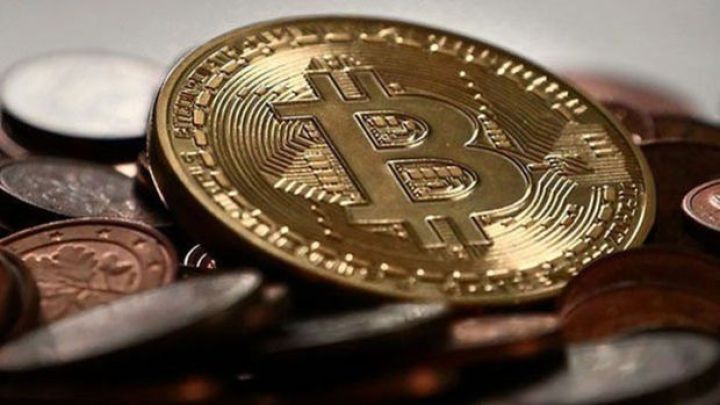 Bitcoin-in qiyməti yenidən 17 ayın ən yüksək səviyyəsinə çatıb