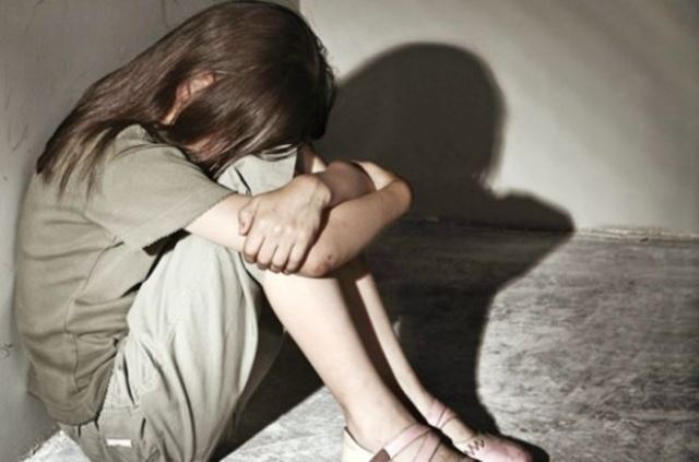 Bakıda 13 yaşlı qız ana oldu - YENİLƏNİB