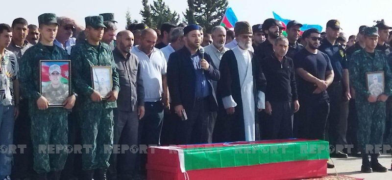 Şəhid Rafail Fətullayev Neftçalada dəfn olundu - FOTOLAR