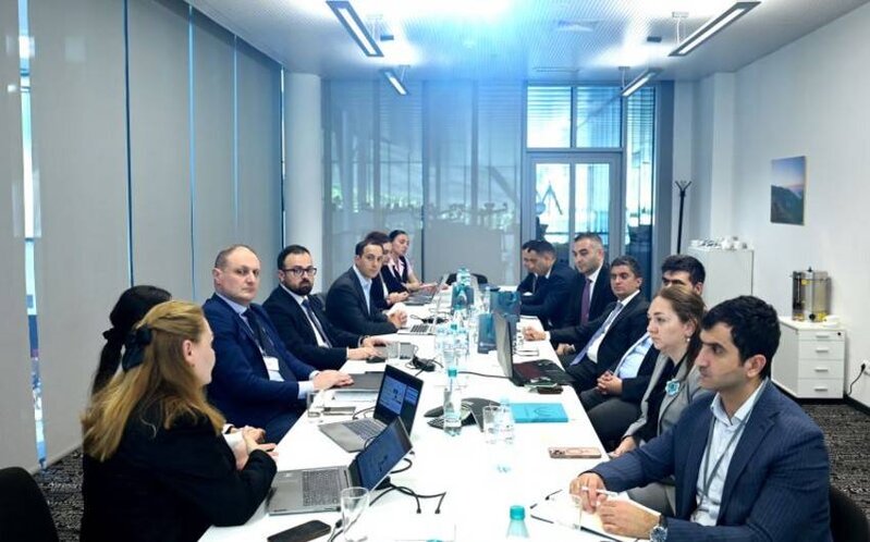 Azərbaycan və Gürcüstan mərkəzi bankları süni intellektlə dəstəklənən sistemlərin tətbiqini müzakirə edib