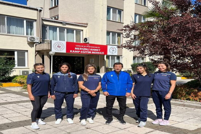 5 qadın güləşçimiz Dünya çempionatında mübarizə aparacaq