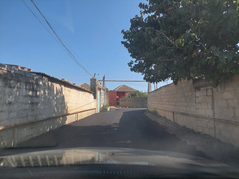 Abşeronda şəhidin ailəsinin istəyi ilə yaşadıqları küçə asfaltlandı