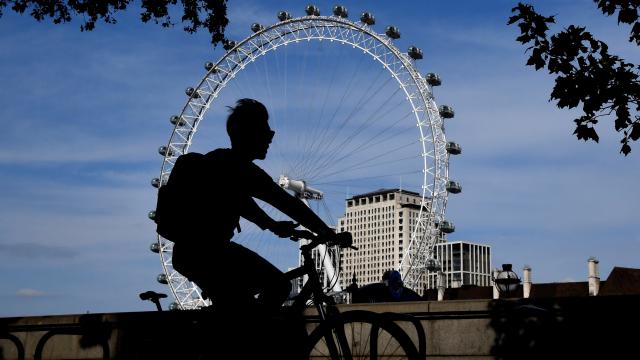 Böyük Britaniyada velosipedlərdə nömrə nişanı və sürət həddi tətbiq edilə bilər