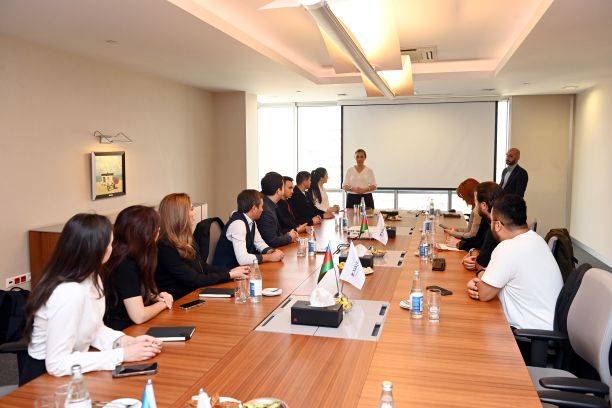 Xalq Bank Eurasian Bank və Uzpromstroybank nümayəndə heyətlərini qəbul edib