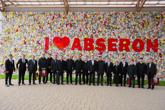 Qırğız nümayəndə heyəti 