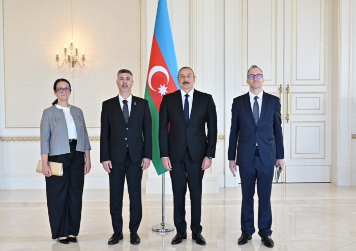 Prezident yeni səfirlərin etimadnaməsini qəbul edib - YENİLƏNİB
