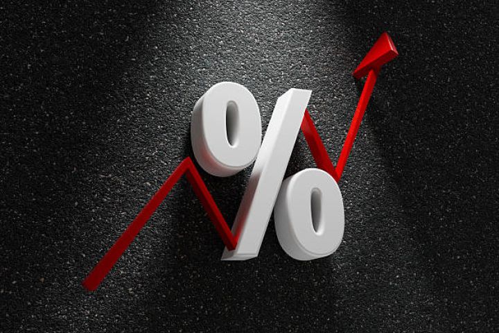 Azərbaycanda kredit kartları üzrə faizlər 27%-ə çatıb – Avtomobil kreditləri də bahalaşıb