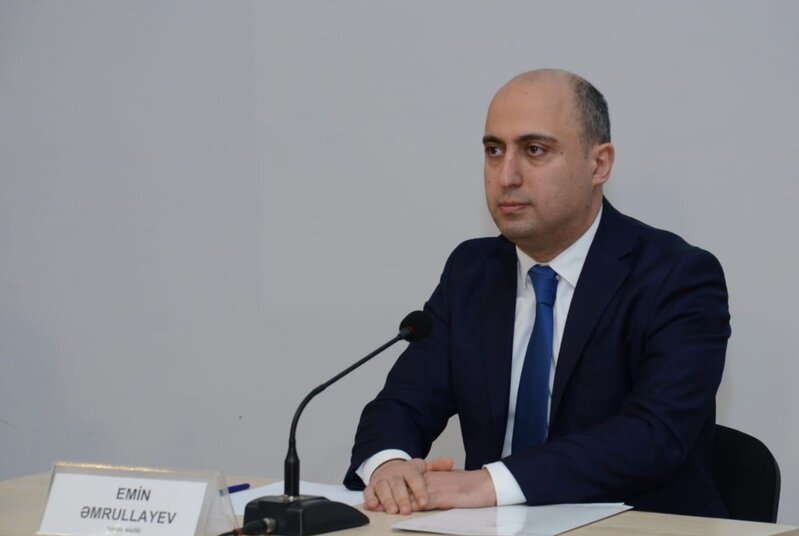 Emin Əmrullayev brifinq keçirir - CANLI YAYIM
