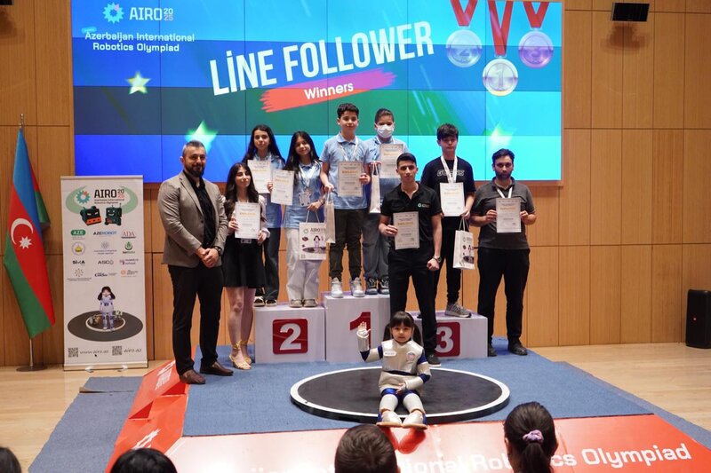 150 robot layihəsi təqdim edilib, qalib komandalar müəyyən olunub