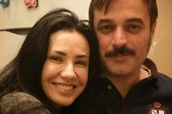 Türkiyəli məşhur 17 illik həyat yoldaşından boşandı - FOTO