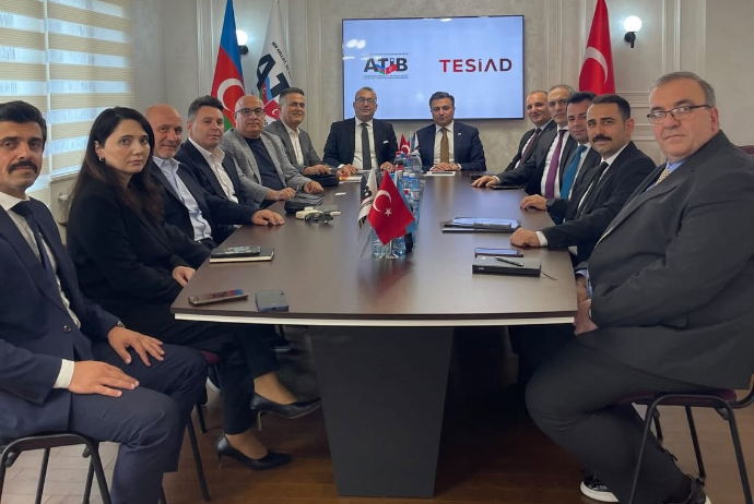 Türkiyə və Makedoniya iş adamları ATİB-də bir araya gəldilər - FOTOLAR
