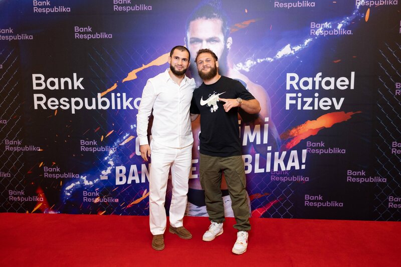 Bank Respublika və UFC ulduzu Rafael Fiziev arasında əməkdaşlıq sazişi imzalandı