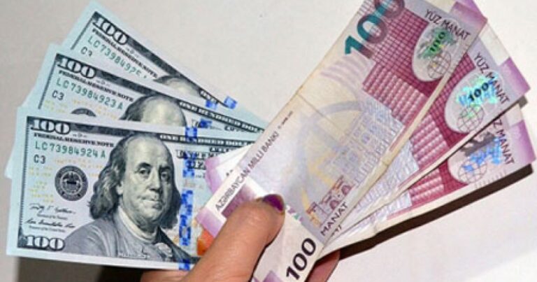 Dünya bazarında dollar niyə ucuzlaşır və bunun Azərbaycan üçün riskləri varmı? - AÇIQLAMA