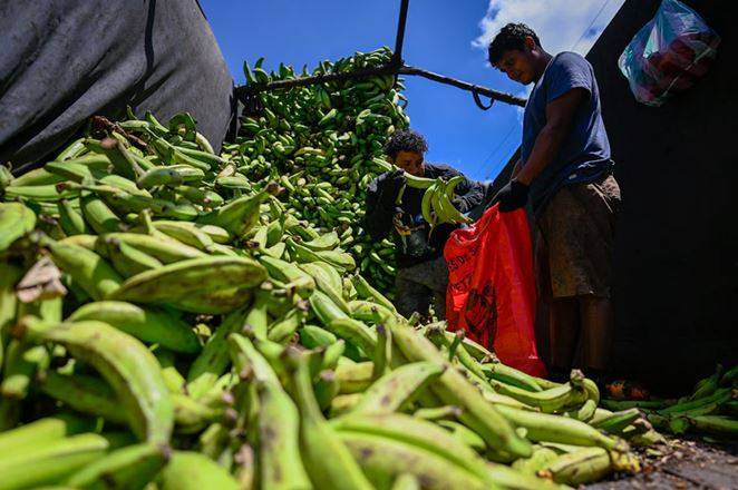 Çin və İran qlobal iqtisadiyyatı silaha çevirib — və bu oyunda ABŞ-ı öz silahı ilə məğlub edirlər
