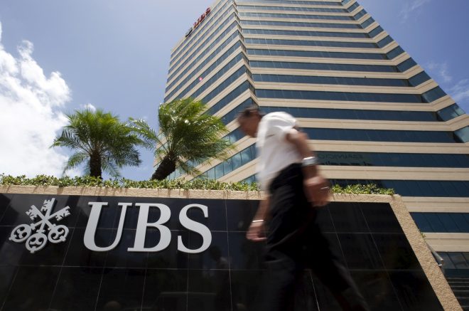 UBS Trampın tarifini dünya iqtisadiyyatına 