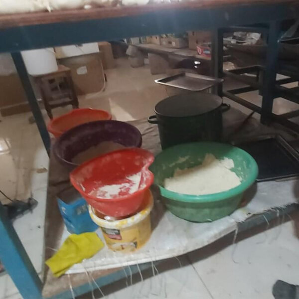 Bakıda qanunsuz işləyən unlu-qənnadı məmulatları müəssisəsi aşkarlandı