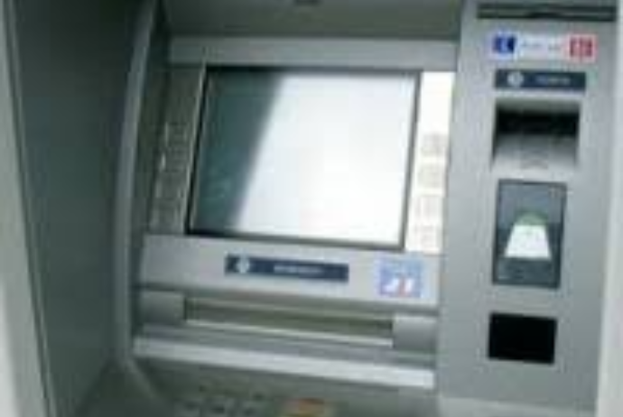 Azərbaycanda bankomatların sayı 3,4 minə çatıb