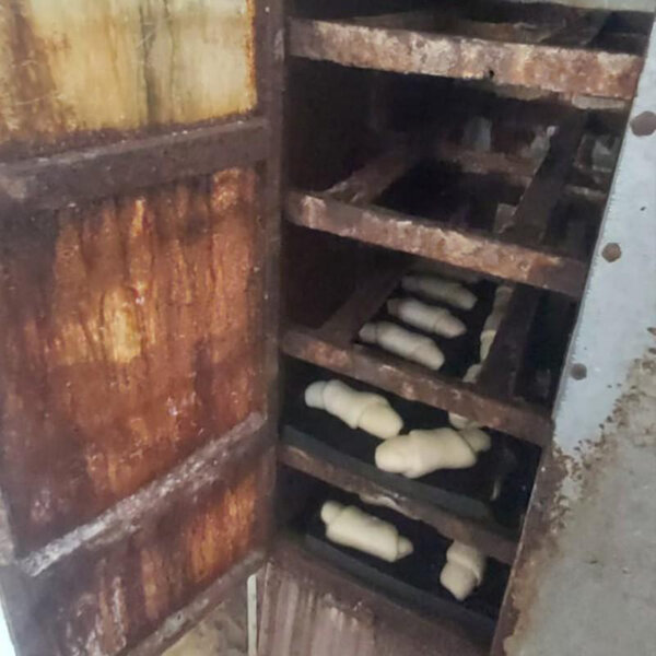 Bakıda qanunsuz işləyən unlu-qənnadı məmulatları müəssisəsi aşkarlandı