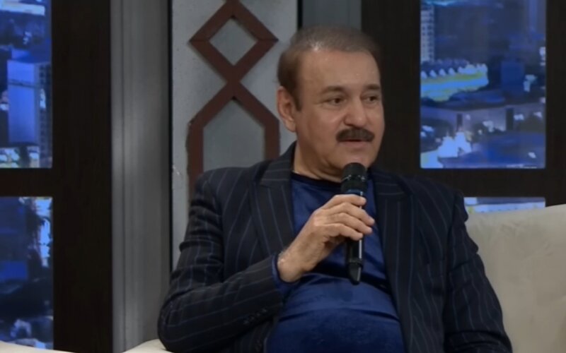 Evdə iki seyfim var, amma boşdur