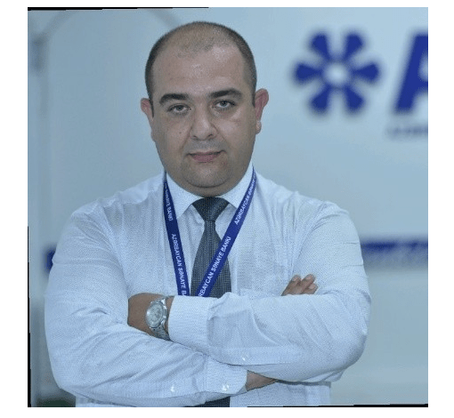 Bank rəhbərliyindən holdinqə transfer oldu