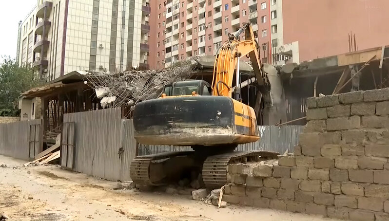 Bakıda görünməyən FIRILDAQÇILIQ - Hamını görün necə aldadıblar... - VİDEO