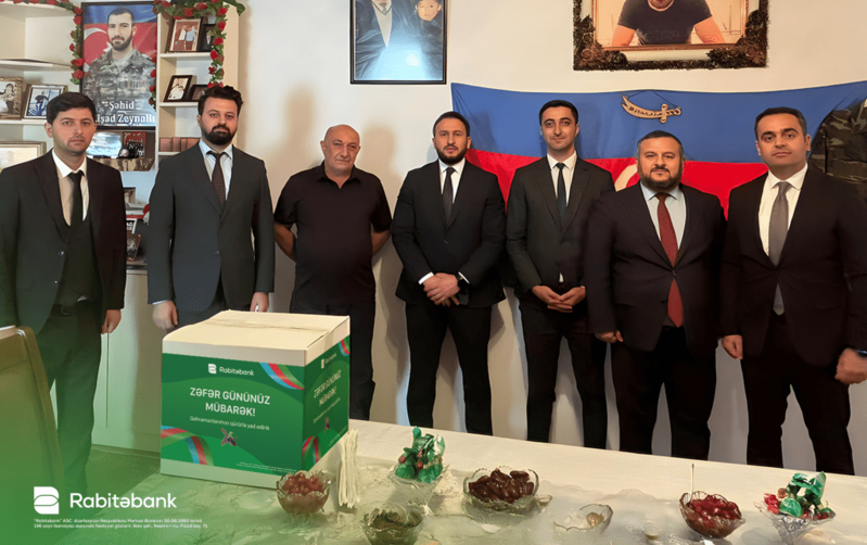 Rabitəbank Zəfər Günü ərəfəsində şəhid ailələrini ziyarət edib