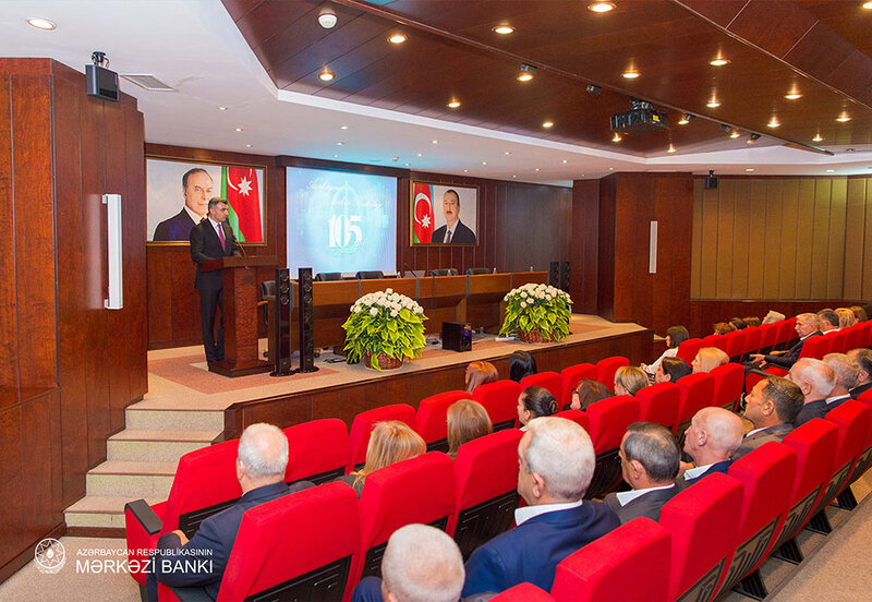 Mərkəzi bankçılığın 105 illik yubileyinə həsr olunan tədbir keçirilib - FOTOLAR