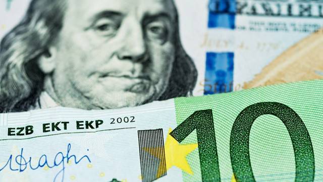 Azərbaycanda əhalinin avro tələbi kəskin düşüb