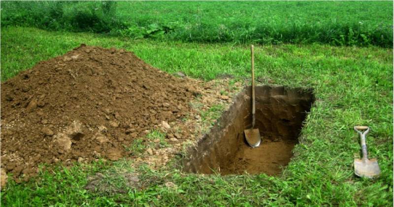 İçib huşunu itirən şəxsi diri-diri torpağa basdırdılar - FOTO + VİDEO