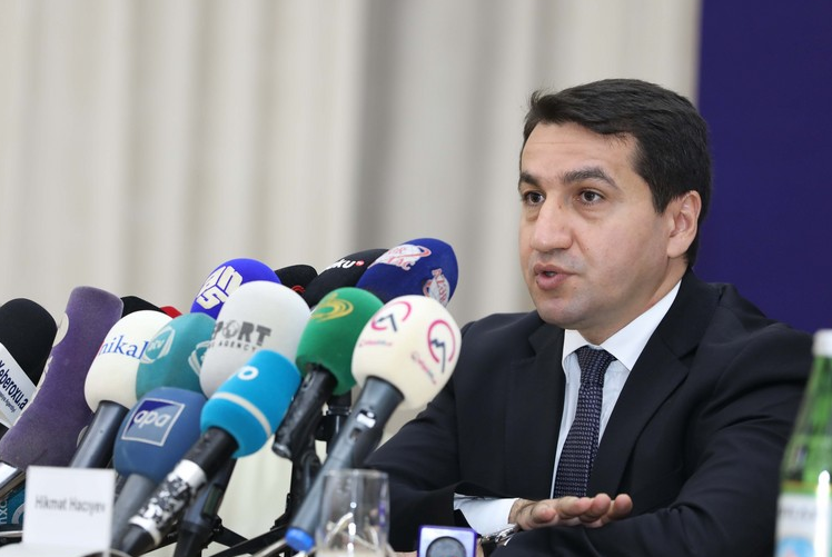 Hikmət Hacıyev Ermənistan-Azərbaycan münasibətlərinin normallaşması prosesindən danışdı