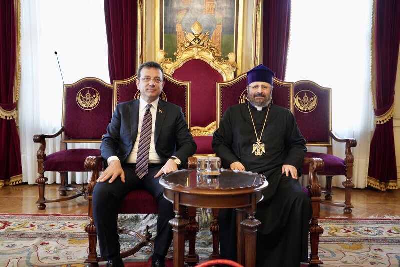 Əkrəm İmamoğlu erməni patriarxını ZİYARƏT ETDİ