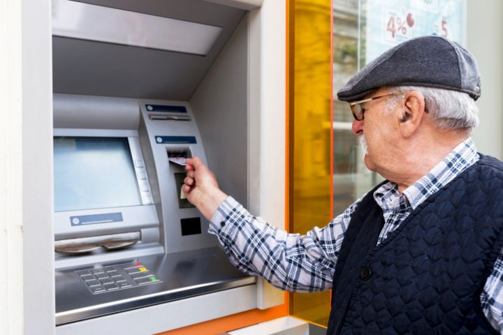 Azərbaycanda pensiya və müavinətlərin alınması üzrə bank seçimində sərbəstlik təmin ediləcəkdir