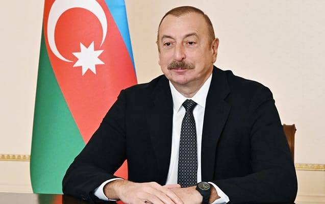 Prezident İlham Əliyev Praqada keçirilən bağlanış plenar iclasında iştirak edir