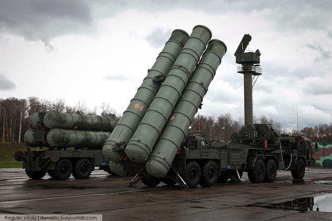 Hindistan Çin ilə sərhəddə S-400 zenit-raket kompleksləri yerləşdirəcək