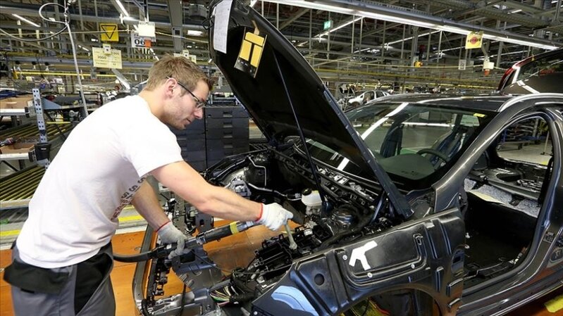 Almaniyanın avtomobil sektorunda məşğulluq ən aşağı səviyyəyə düşüb