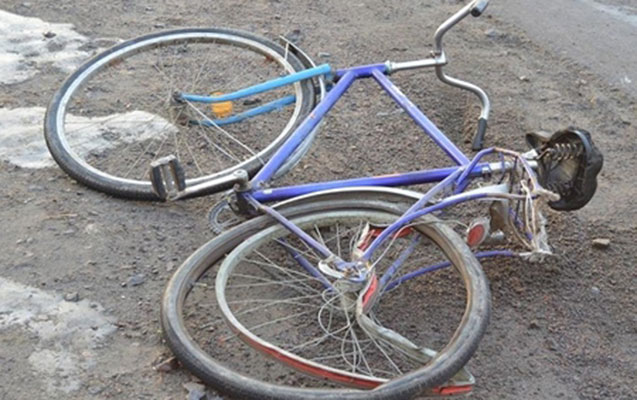 Oğuzda yük avtomobili velosipedçini vurdu