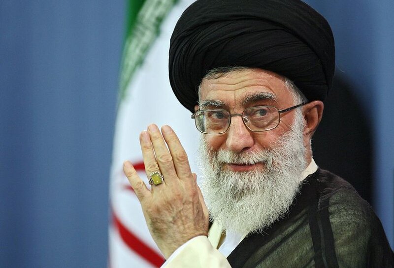 Xamenei Rusiyanın Ukraynaya hərbi müdaxiləsini dəstəkləyib